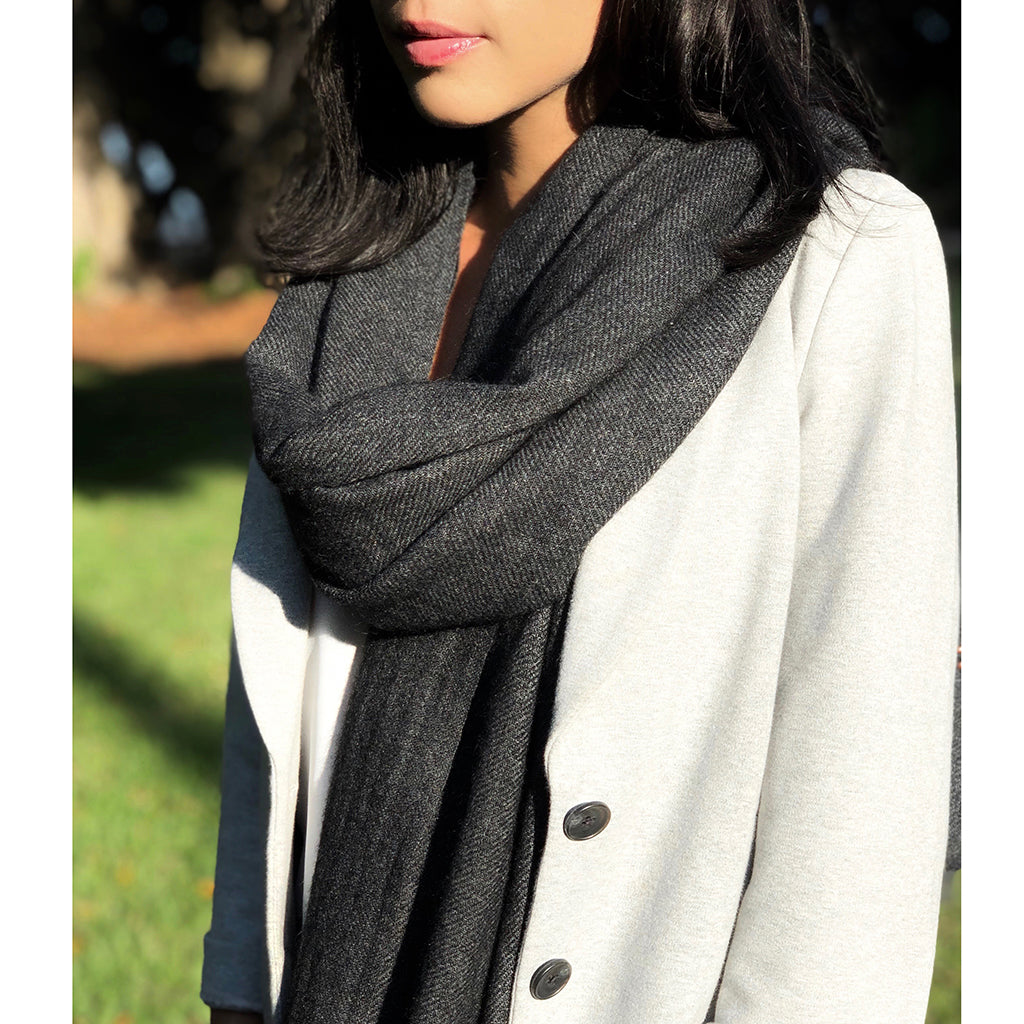 100% Premium Himalayan Goat Cashmere Unique Hand Knitted Unisex Scarf - Black