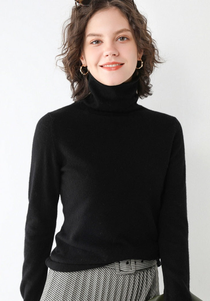 100 % Pure Wool High-Necked Sweater