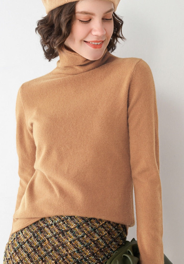 100 % Pure Wool High-Necked Sweater