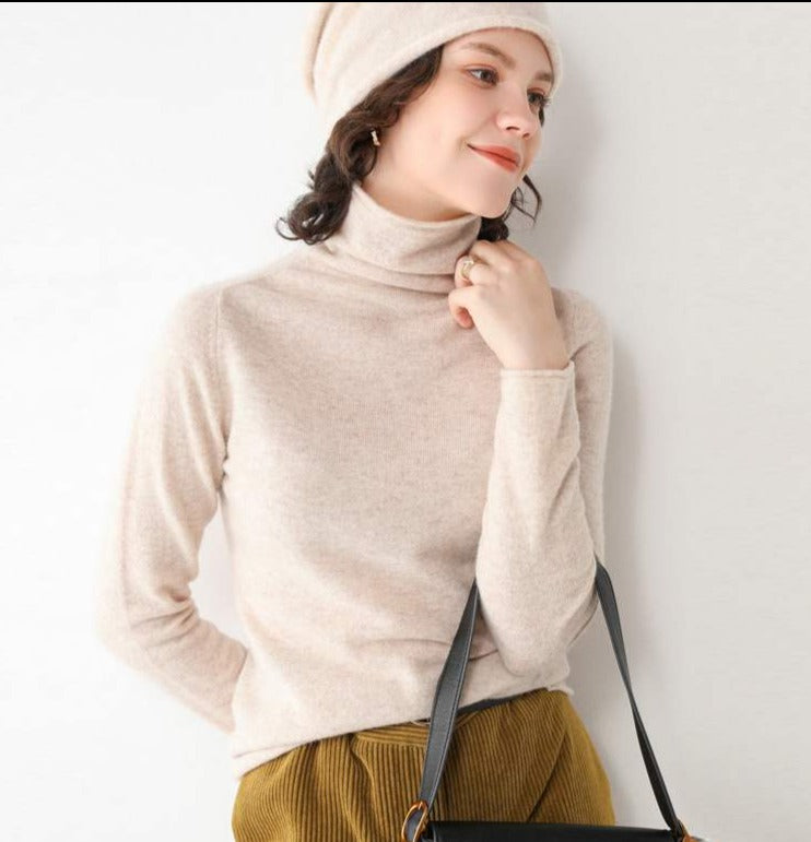 100 % Pure Wool High-Necked Sweater