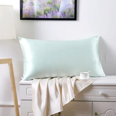 Pure mulberry silk mint pillowcase display